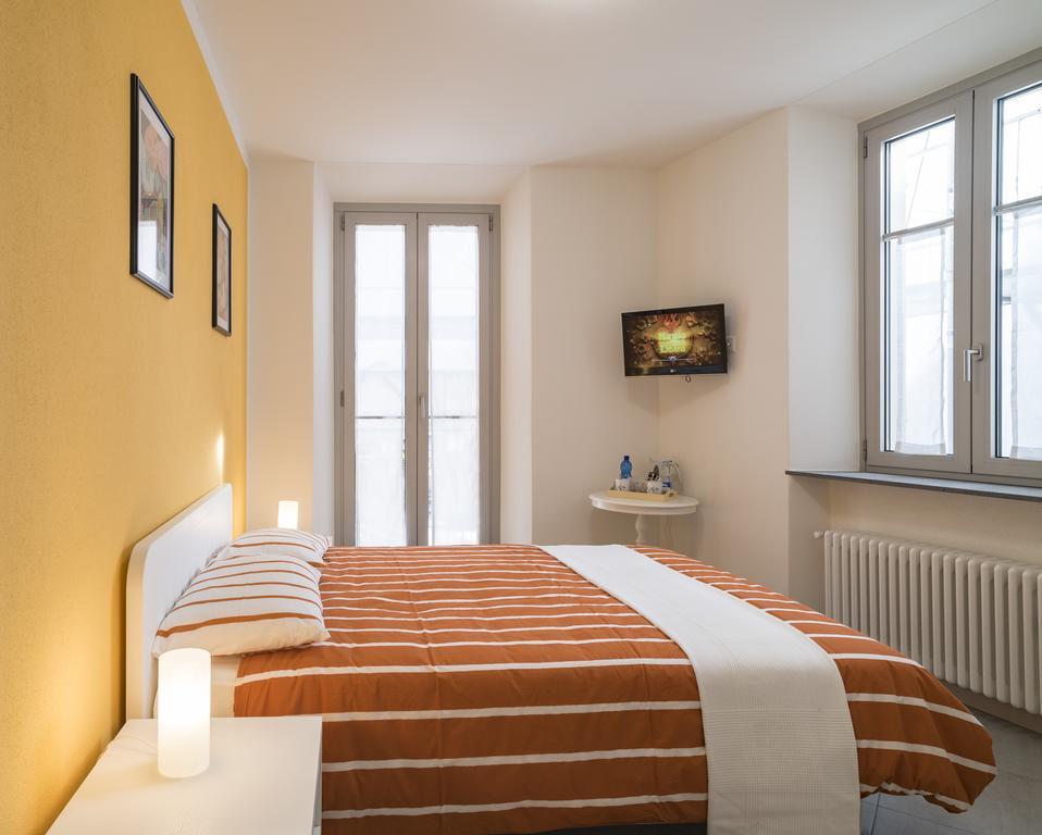 Chery Bed & Breakfast Riva San Vitale Zimmer foto